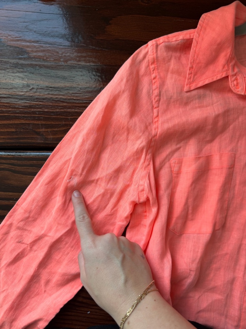 Size S Lilly Pulitzer Coral Sea View Button-Down 100% Linen Shirt-1 Flaw - Picture 7 of 7